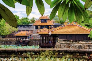 kham-pha-lang-vua-tu-duc-cong-trinh-lang-tam-dep-nhat-co-do